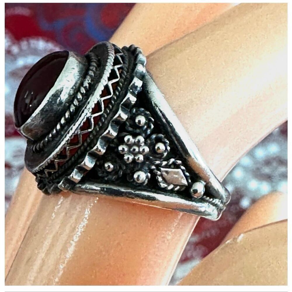 Vintage Sterling Silver Carnelian Cabochon Artisan Statement Ring - Picture 5 of 9
